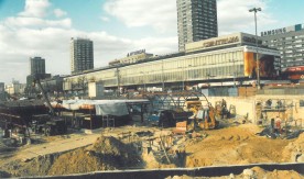 Budowa stacji metra Centrum w Warszawie. 23.03.1998. Fot. Jerzy Szeliga....