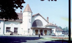 Dworzec w Kołobrzegu w roku 1980. Fot. Jerzy Szeliga.

Sygnatura:...
