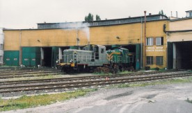 Lokomotywy spalinowe: SM30 i SM42 na terenie lokomotywowni w Skarżysku-Kamiennej....