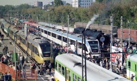 Wystawa taboru kolejowego na stacji Warszawa Gdańska podczas Dni Transportu...