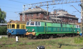 Elektryczny zespół trakcyjny EN57-634 i lokomotywy elektryczne: ET22-443 i ET22-787...